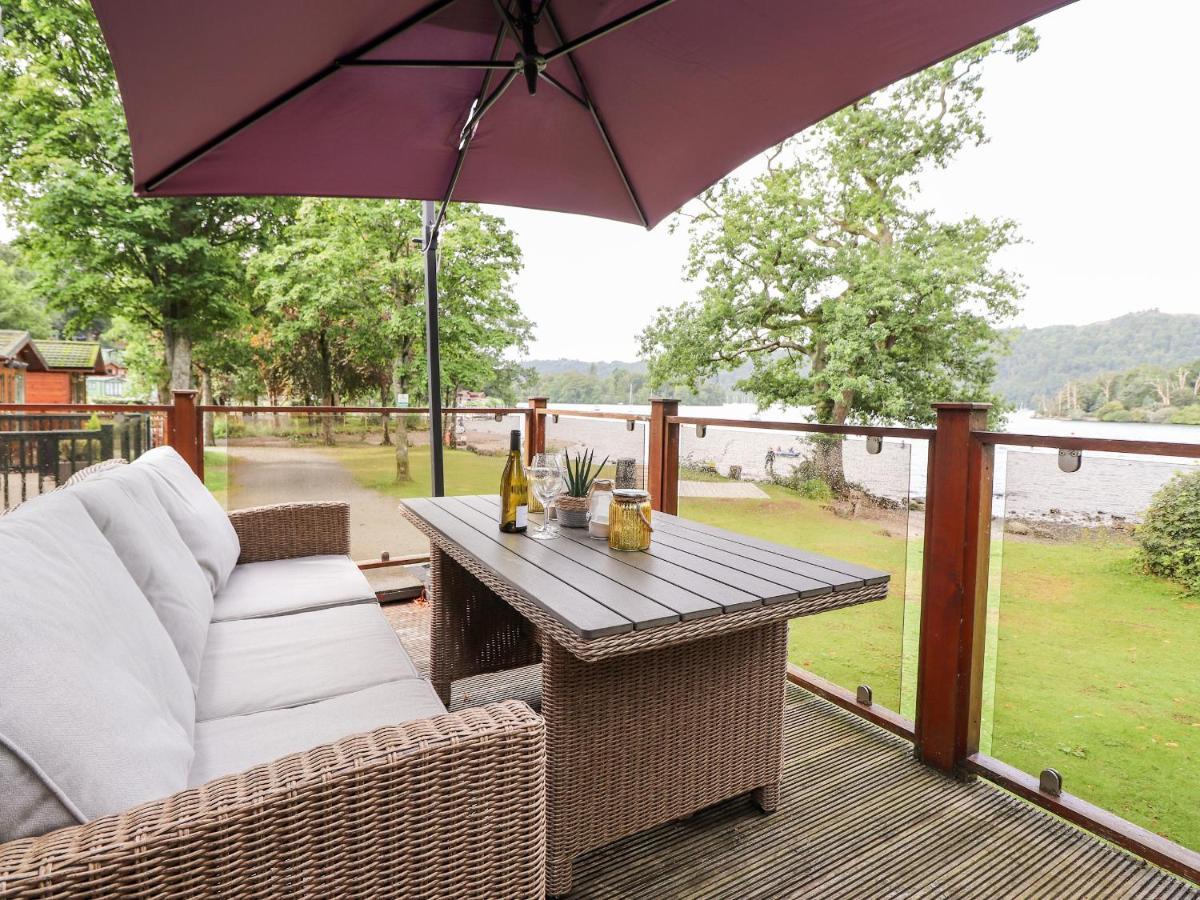 Loubi'S Lakeside Lodge Windermere Eksteriør billede