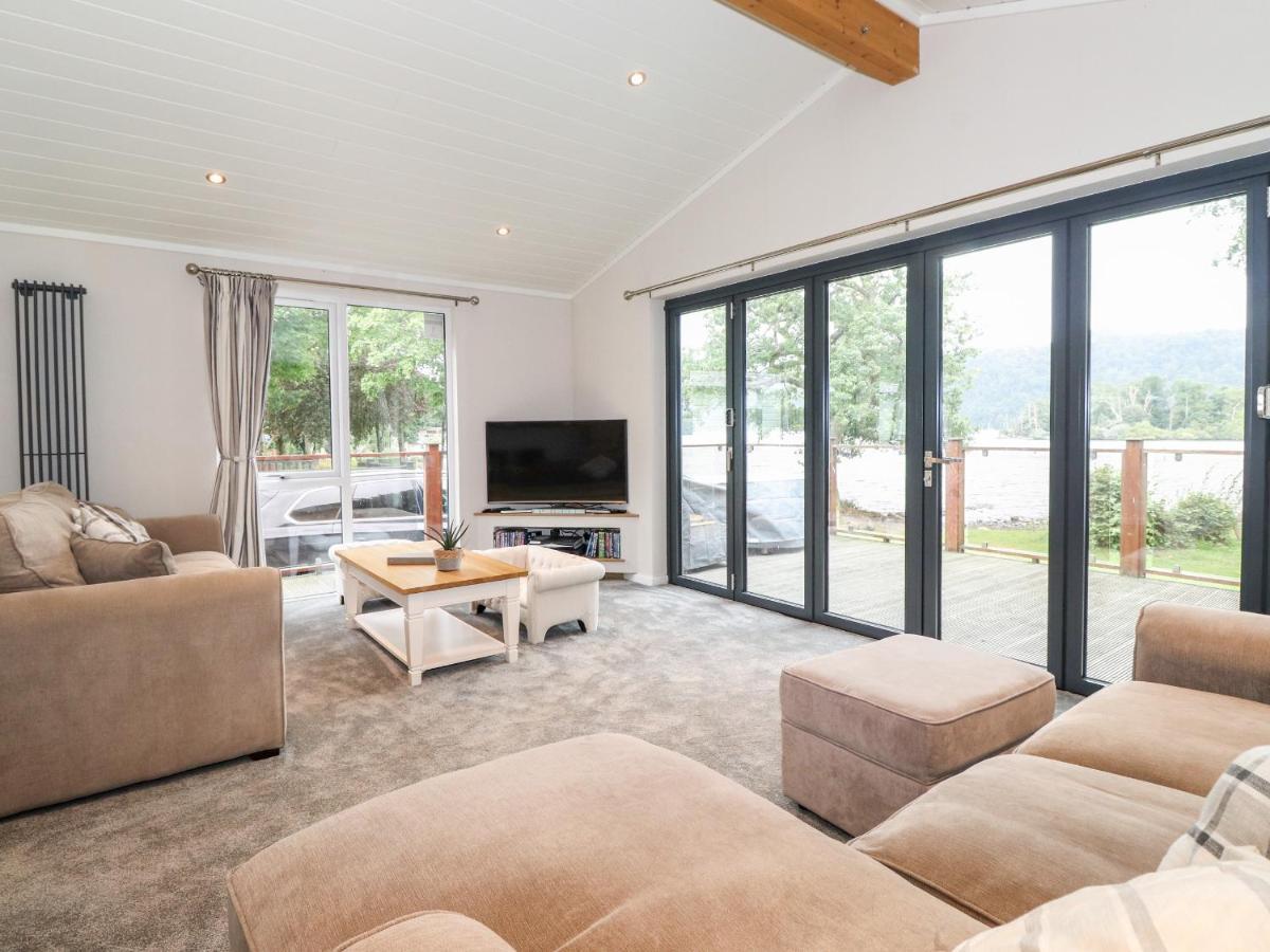 Loubi'S Lakeside Lodge Windermere Eksteriør billede