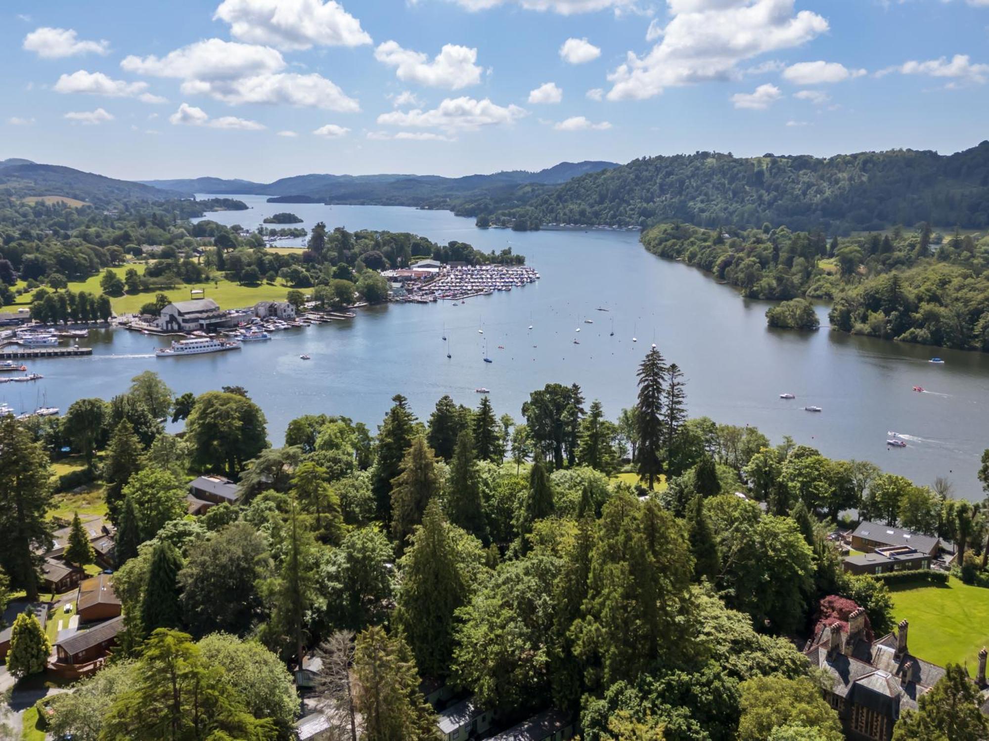 Loubi'S Lakeside Lodge Windermere Eksteriør billede